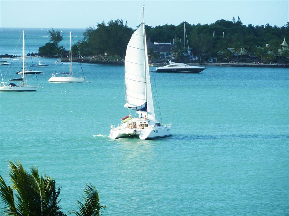 Le Lagon Grand Baie Exterior photo